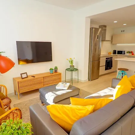 Apartamento Sebastian Patio By Hello Homes *