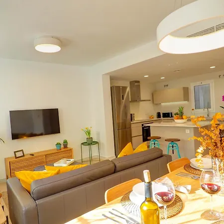 Sebastian Patio By Hello Homes Сиджес