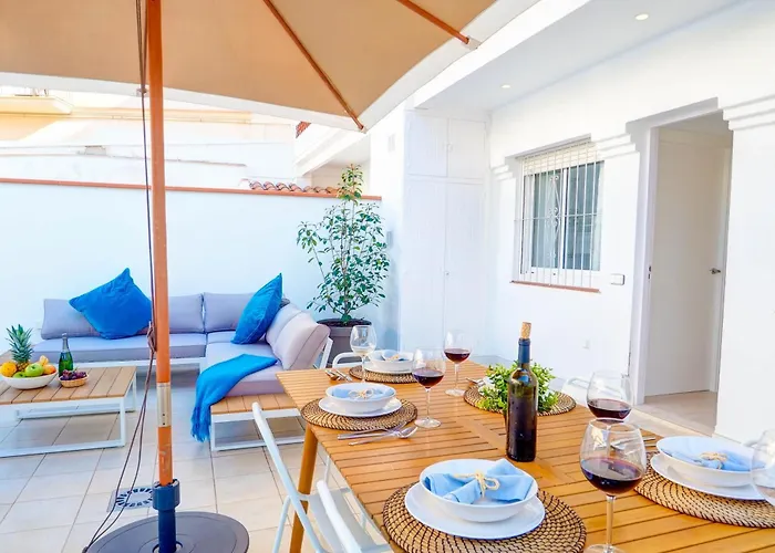 Sebastian Patio By Hello Homes Σίτζες