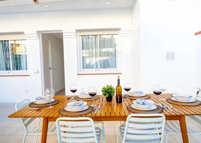 Sebastian Patio By Hello Homes * Sitges