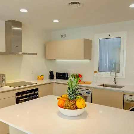 アパート Sebastian Patio By Hello Homes *