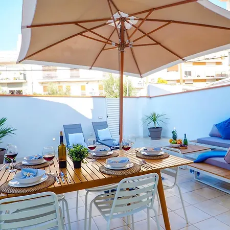 アパート Sebastian Patio By Hello Homes